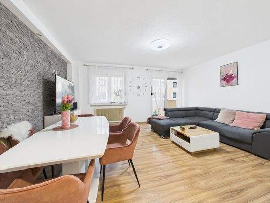 Wohn- und Essbereich 3