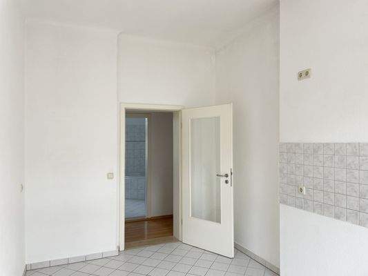 Küche, Blick Flur.JPG