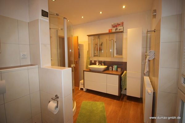 OG Badezimmer (2)