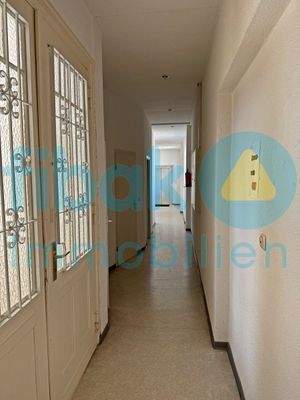 Praxisräume 2.OG Flur