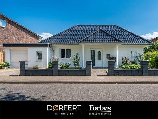 00Titelbild-Hausbruch-Großzügiger-Bungalow-mit-Dachausbau