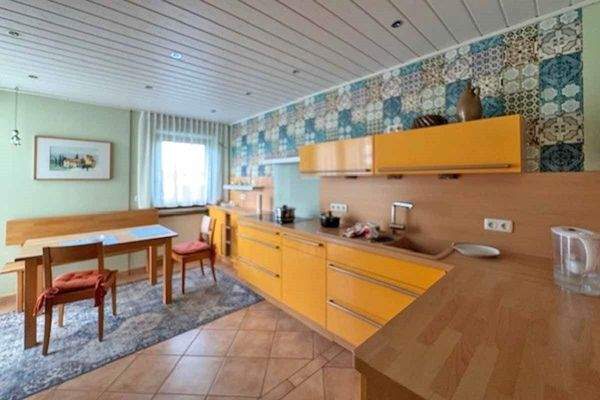 Küche mit Essplatz Erdgeschoss