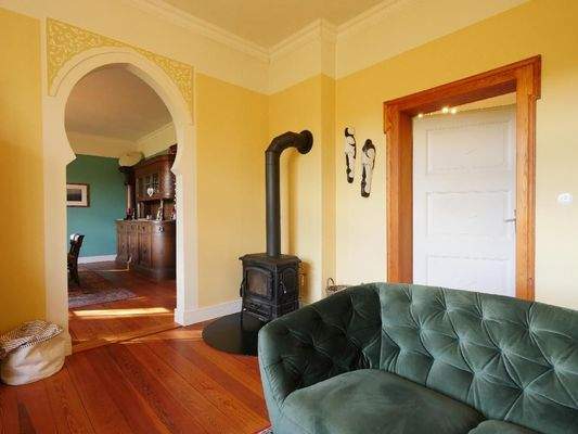  EG | Das KAMINZIMMER