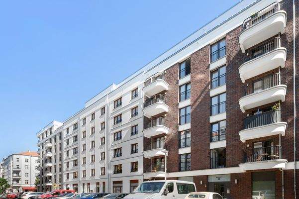 backbone_510820-A_010_WEB