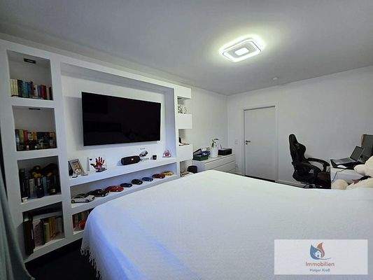 Zweites Schlafzimmer (3)