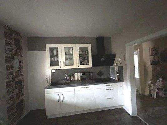 Küche EG Teilens. mit Speisekammer