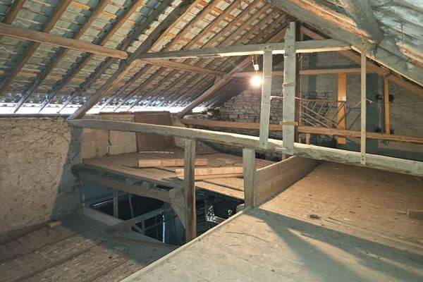 unausgebauter Dachboden