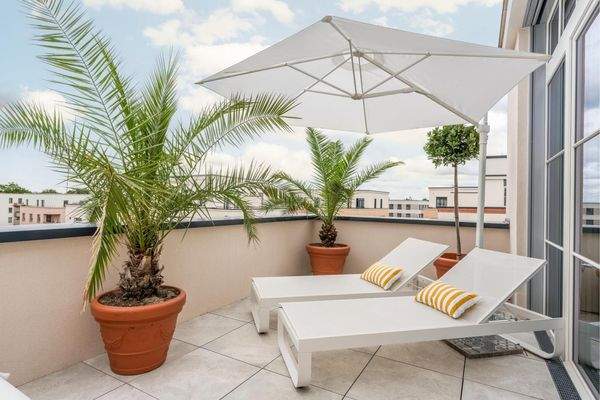 große West-Dachterrasse