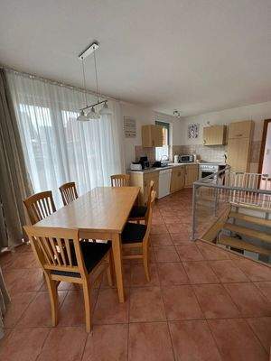 Unten-Essecke_Kueche-02-rotated