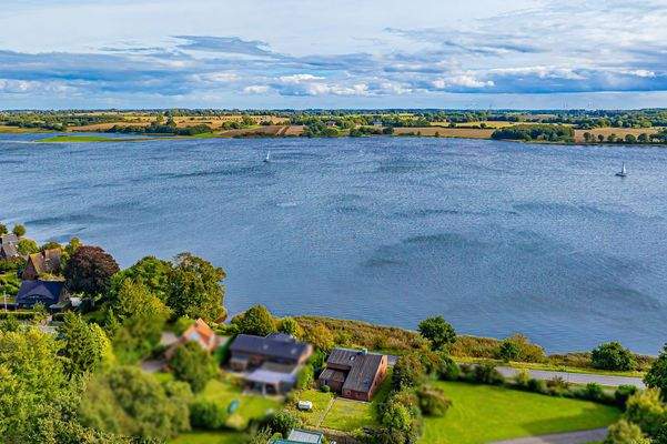 Hoch und trocken- mit Blick auf die Schlei
