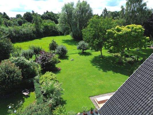 Gepflegtes Grundstück