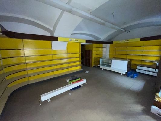 Geschäftsraum 1
