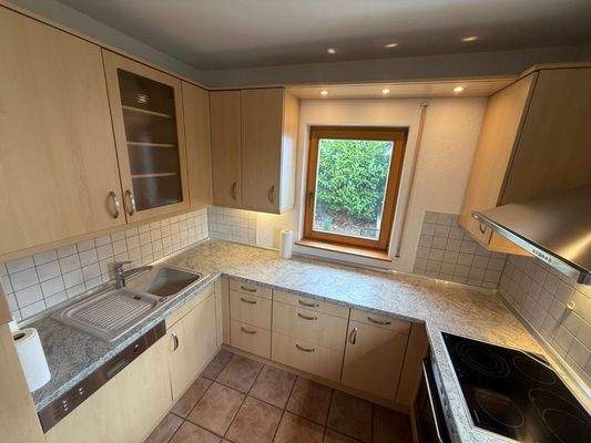 Küche mit hochwertigen Elektrogeräten