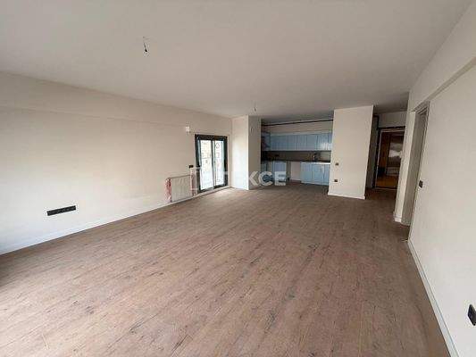 Brand New Spacious Flat Near the Sea in İzmir