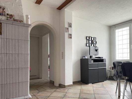 Wohn-/Essbereich/Flur