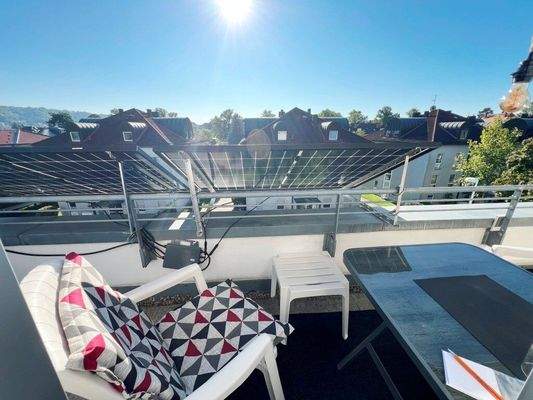 inklusive Balkonkraftwerk zur Stromerzeugung