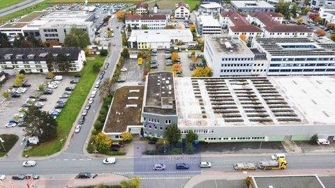 Erlangen Halle, Erlangen Hallenfläche