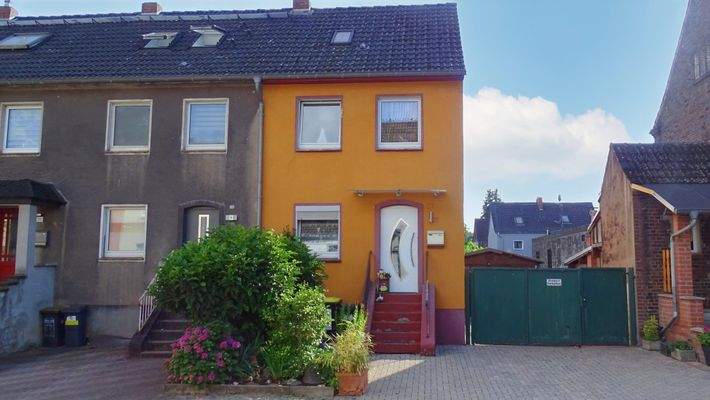 Ansicht Haus von der Strasse