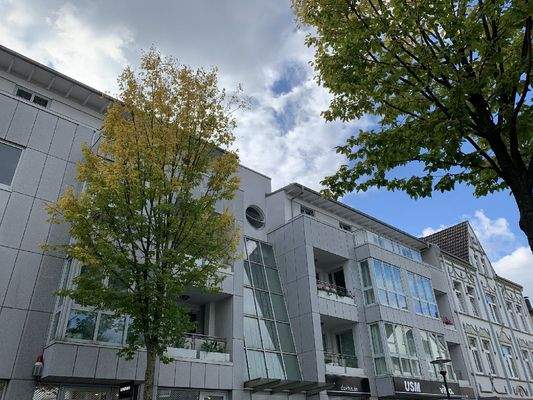 Wohn- und Geschäftshaus