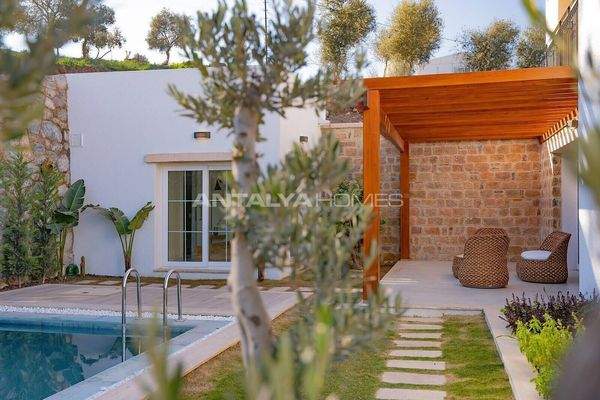 Comfortable Villas Close to the Airport in Milas Mugla