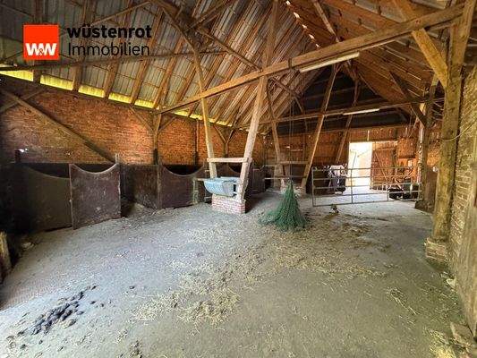Pferdestall Innenansicht
