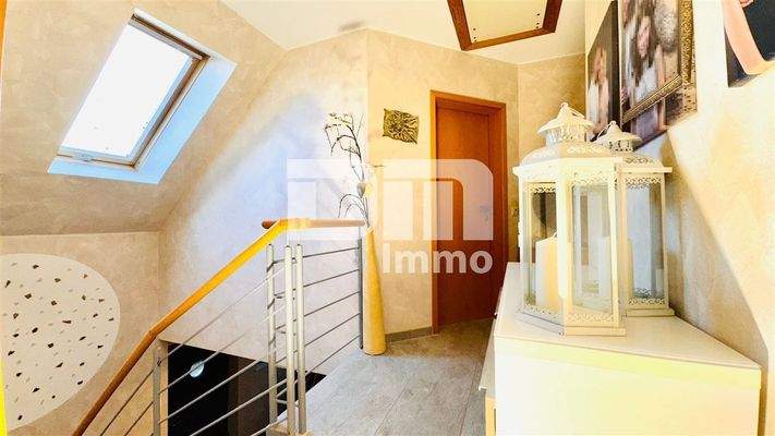 OG / DG Flur / Diele / Treppenaufgang