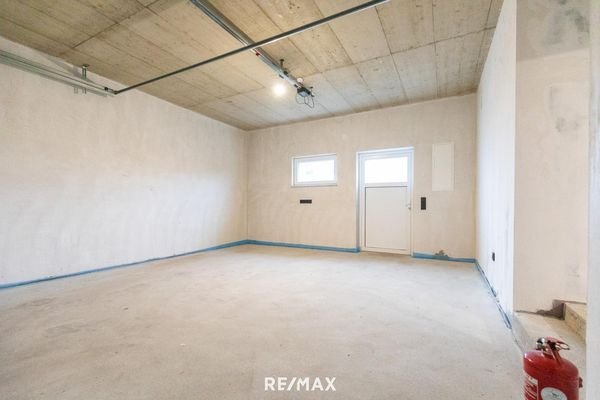 EG - Doppelgarage mit Hauseingang