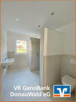 Badezimmer mit viel Licht...