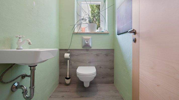 Gäste-WC EG