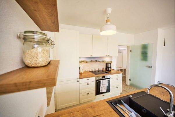 Weitere Eindrücke der hochwertigen Küche