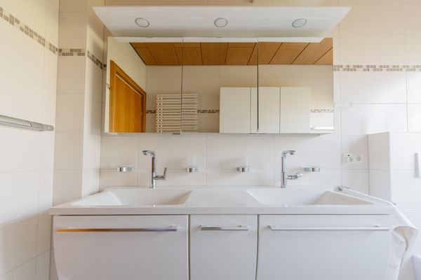 Badezimmer II Ansicht I