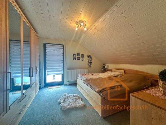 Schlafzimmer-Dachgeschoss