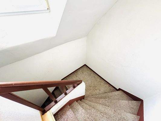 35. Treppenhaus zu 2.OG