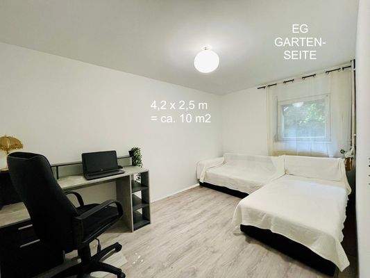 02f_EG-Flur-Zi2-hinten Large.jpeg