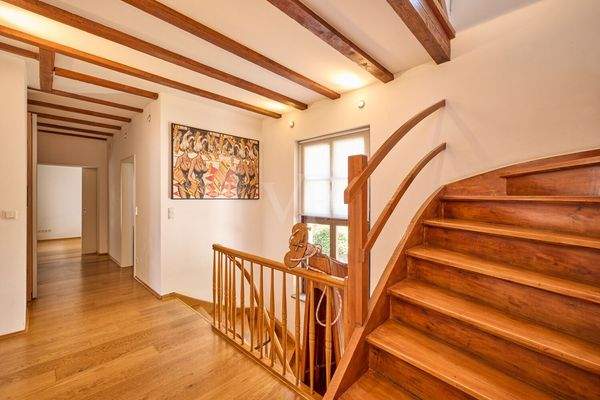 Aufgang zum Dachgeschoss