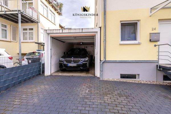 Einzelgarage – direkter Zugang zum Garten