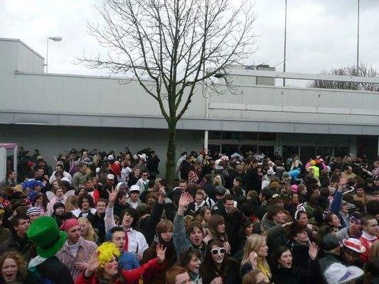 Rosenmontag am Wattenscheider Hellweg +