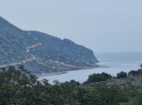 Kreta, Plaka Elounda: Baugrundstück mit Meerblick zu verkaufen