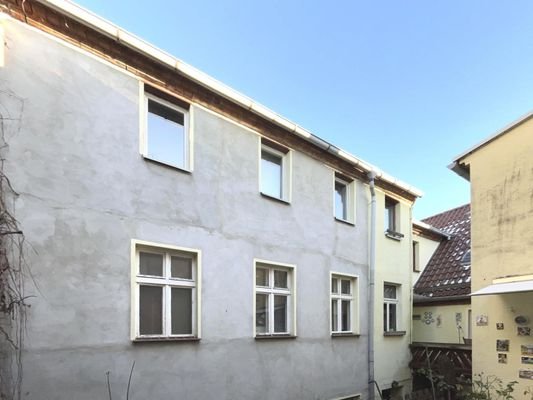 Hinterhaus