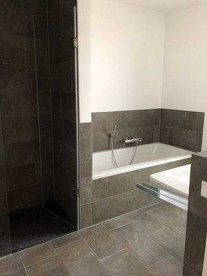 Tageslichtbad mit Wa.+Du.