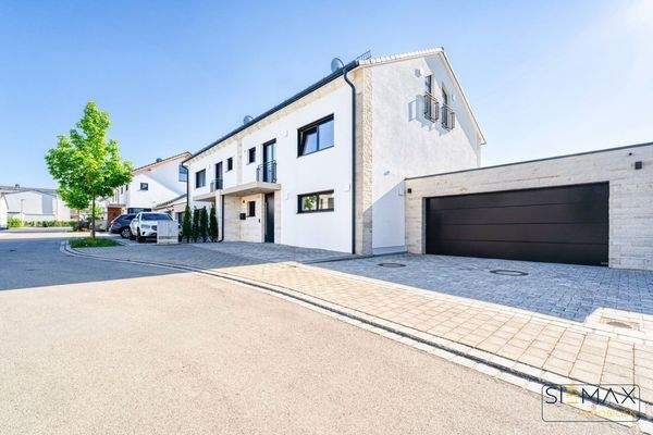 Hausansicht Straßenseite