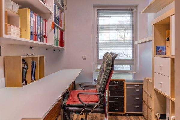 Geschmackvolle Gartenwohnung von 2013 – modern, hell und ideal gelegen