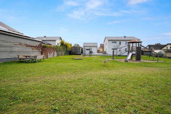 Spielplatz fußläufig erreichbar 