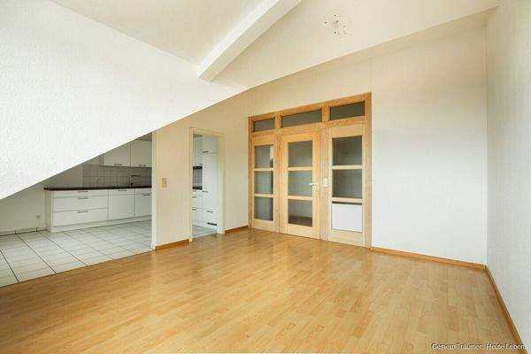 Wohn- und Esszimmer (Bild 1)