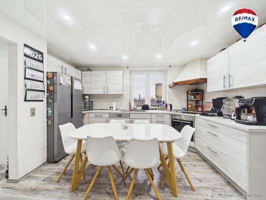 REMAX Immobilien DeLux Haus in Losheim am See zu verkaufen