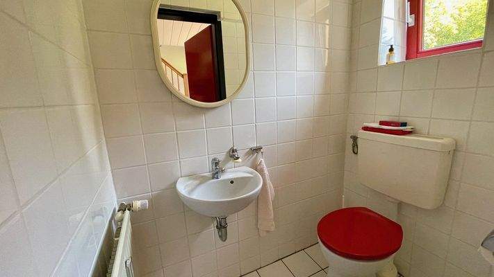 Gäste-WC im Erdgeschoss