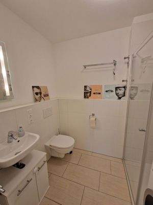 Gästebad mit Dusche
