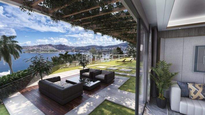 Apartments in a Complex with Private Pier in Bodrum Yalıkavak