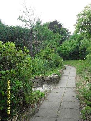 Weg zum unteren Garten