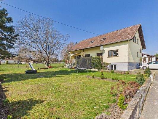 Vermietetes Zweifamilienhaus